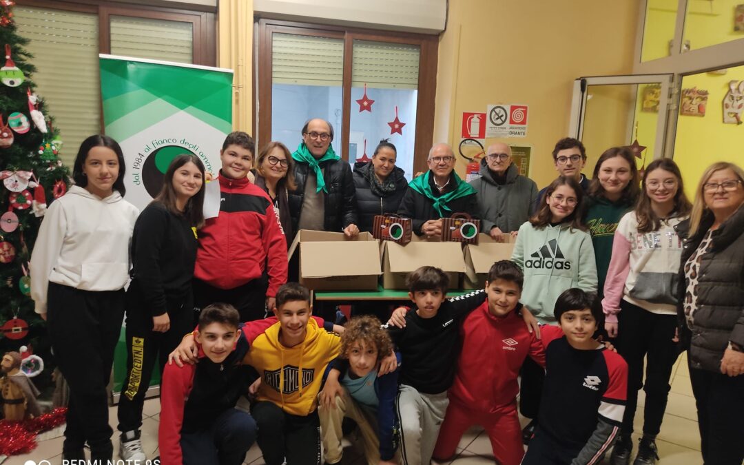 Un’onda di affetto e solidarietà con il dolce Natale del Calcit: coinvolti studenti e famiglie. Novità per il 2023 con i primi tre giovani del servizio civile